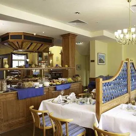 Tryp By Wyndham Aquamarin Hotel 3*