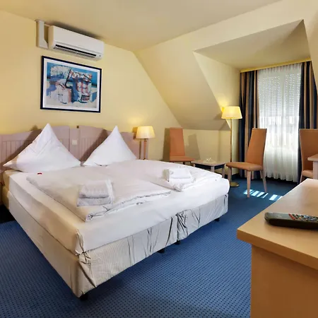 Tryp By Wyndham Aquamarin