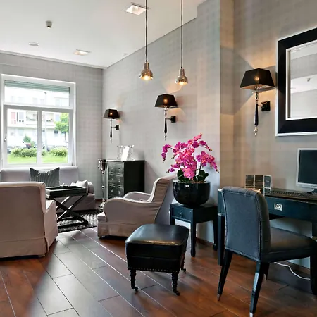 Hotel Tryp By Wyndham Aquamarin 3*