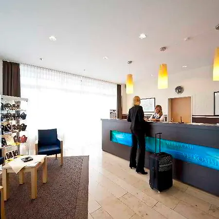 Hotel Tryp By Wyndham Aquamarin Lübeck
