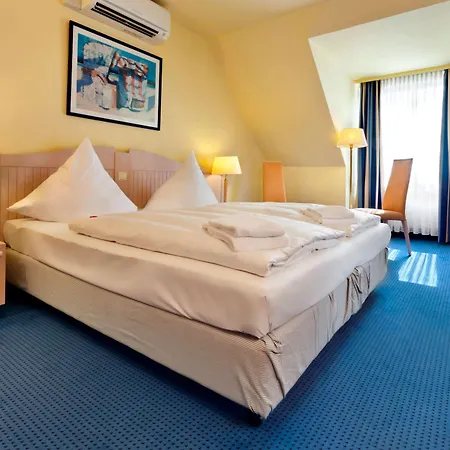 Hotel Tryp By Wyndham Aquamarin Lubeka
